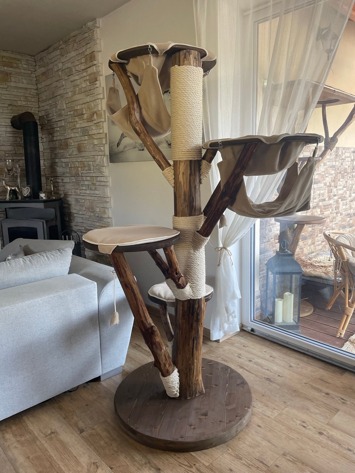 Lederoptik Kratzbaum Echtholz groß