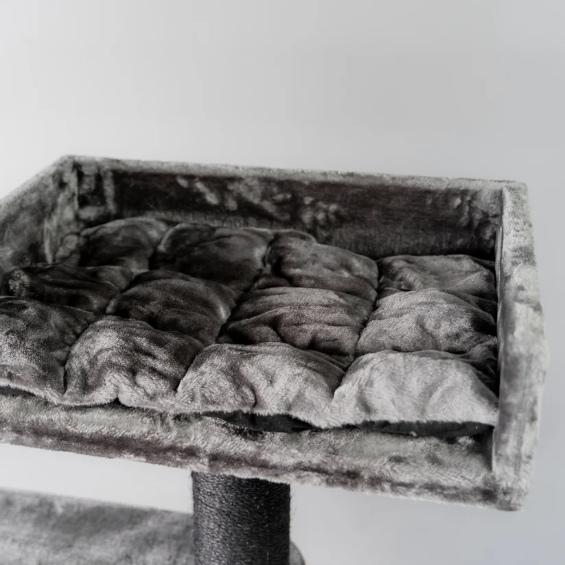 XXL Panther in dunkelgrau Kratzbaum