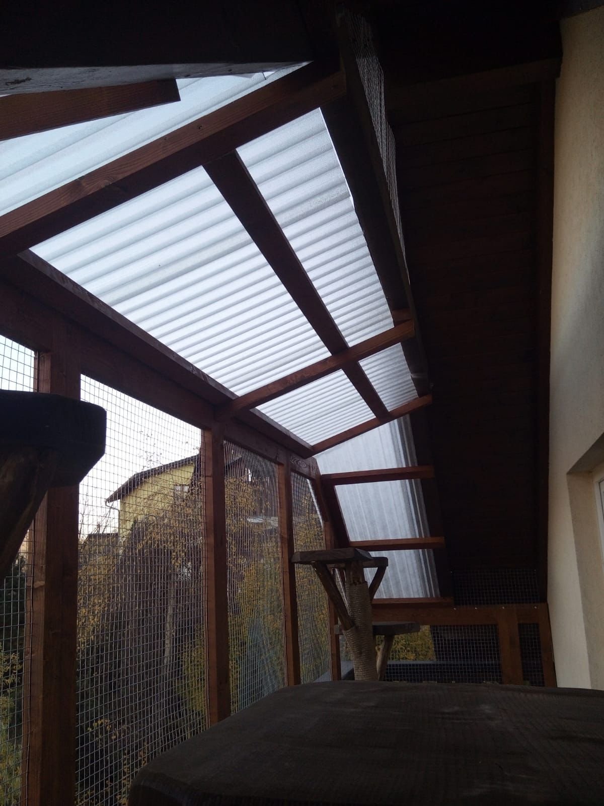 Katzengehege am Balkon