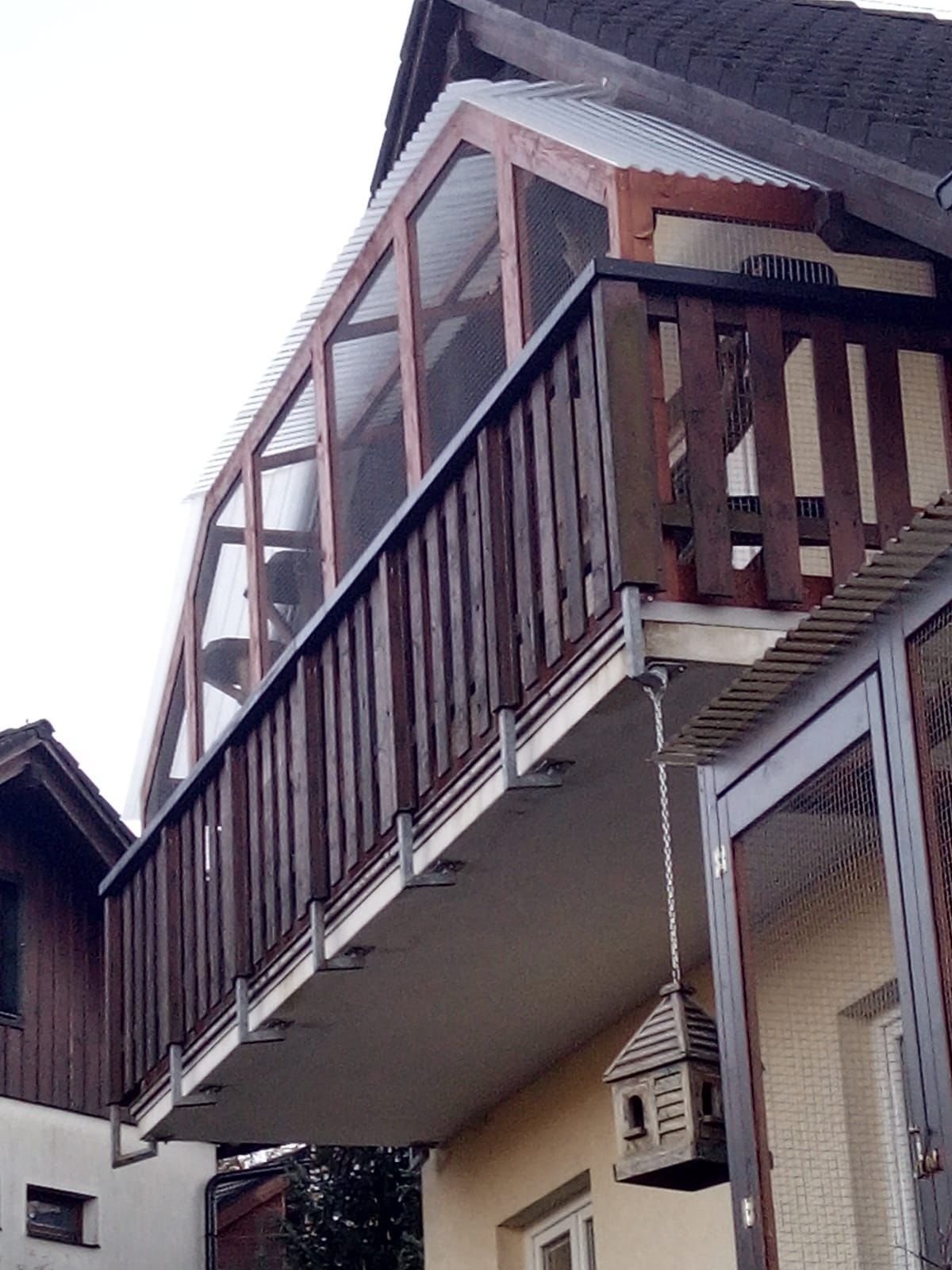 Katzengehege für den Balkon
